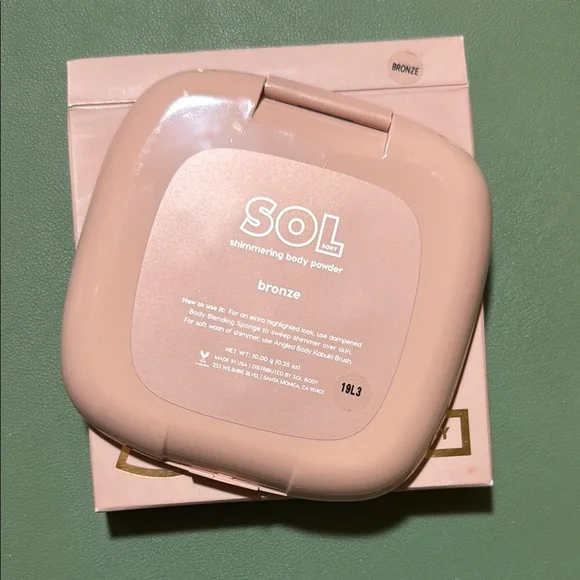 SOL BODY Shimmering Body Powder bundle - Golden & Bronze - Picture 7 of 11